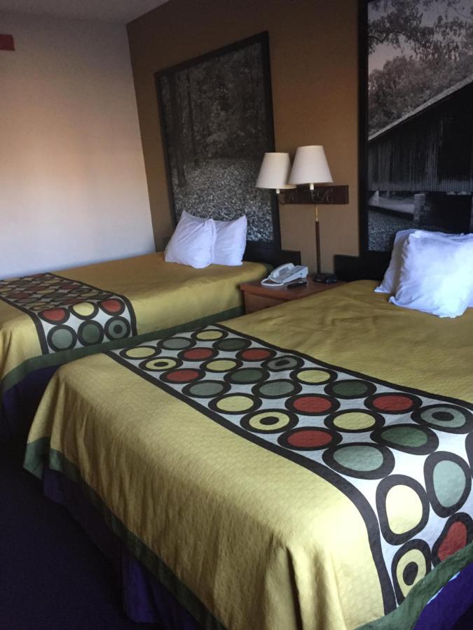 Hotel Super 8 By Wyndham East 2*