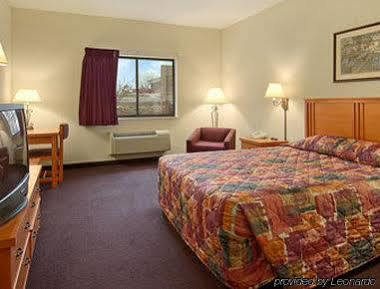 Super 8 By Wyndham East Hotel Columbia